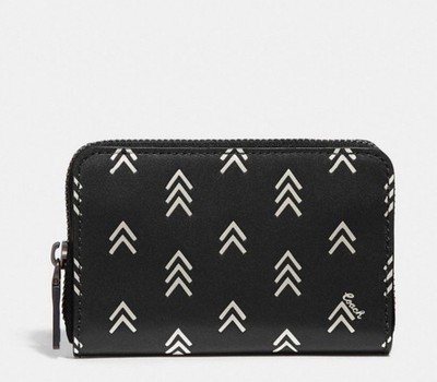 NWT Coach   Small Accordion Card Case  With Line Arrow Print  In Leather   69491