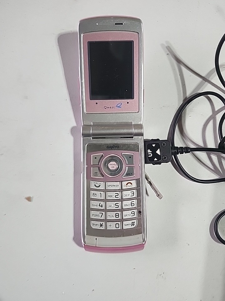 Vintage Pink Sanyo Katana II 6650 Flip Phone Cellular /Tested | eBay