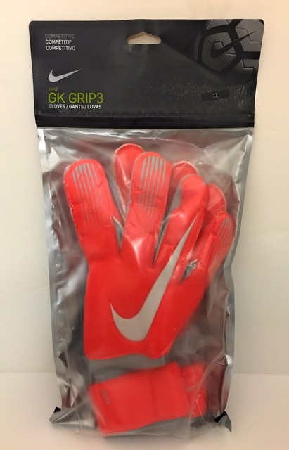 nike grip3 goalkeeper