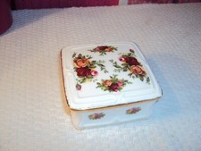 Royal Albert Old Country Roses Square Lidded Trinket Box Jewellery Box
