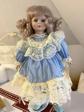 Seymour Mann. A Connoisseur Collection Doll & Stand. Maude. Porcelain Face.