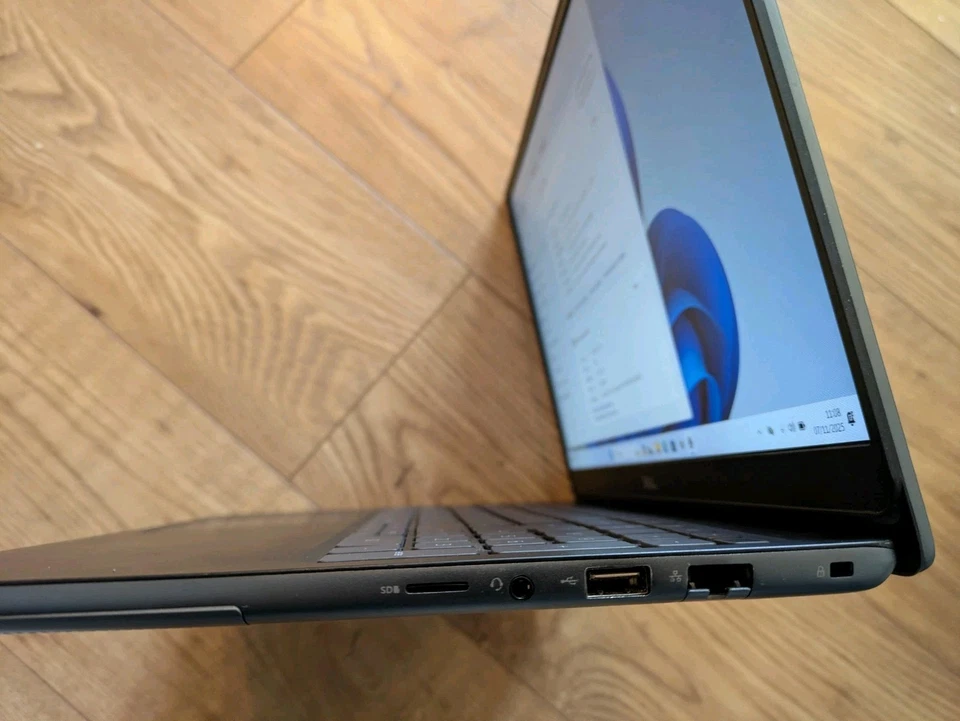 Dell Vostro 5590 Core i5 10210U 2.11GHz 8GB RAM 256GB 15.6" FHD 10th Gen 631 - Image 4 of 4