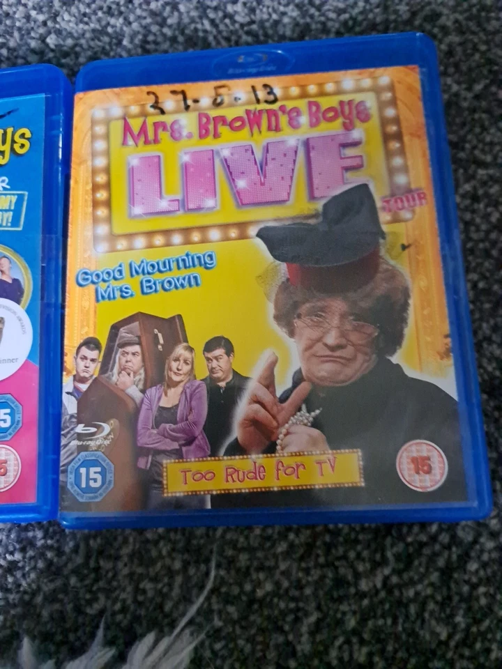 Mrs Brown's Boys Series 2 (2012) 2 & Mrs Brown's Live Disc Set Blu-Ray VGC - Image 3 of 4