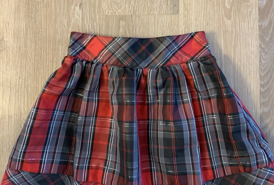 Falda Cherokee Niña Talla 6/6X Roja y Negra Forrada a Cuadros Ocasión Especial Foto 3 de 4