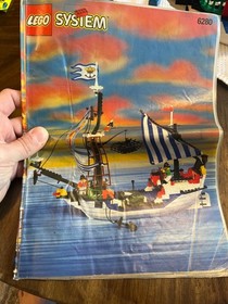 LEGO Pirates 6280 Armada Flagship 