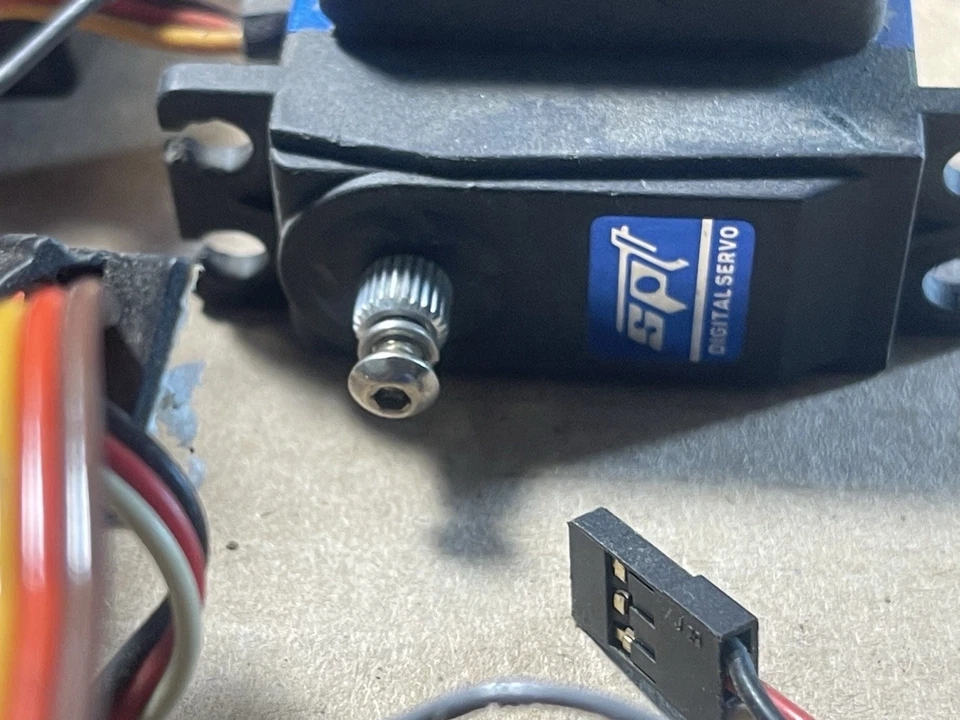 Redcat brushless motor and esc / - Image 4 of 4