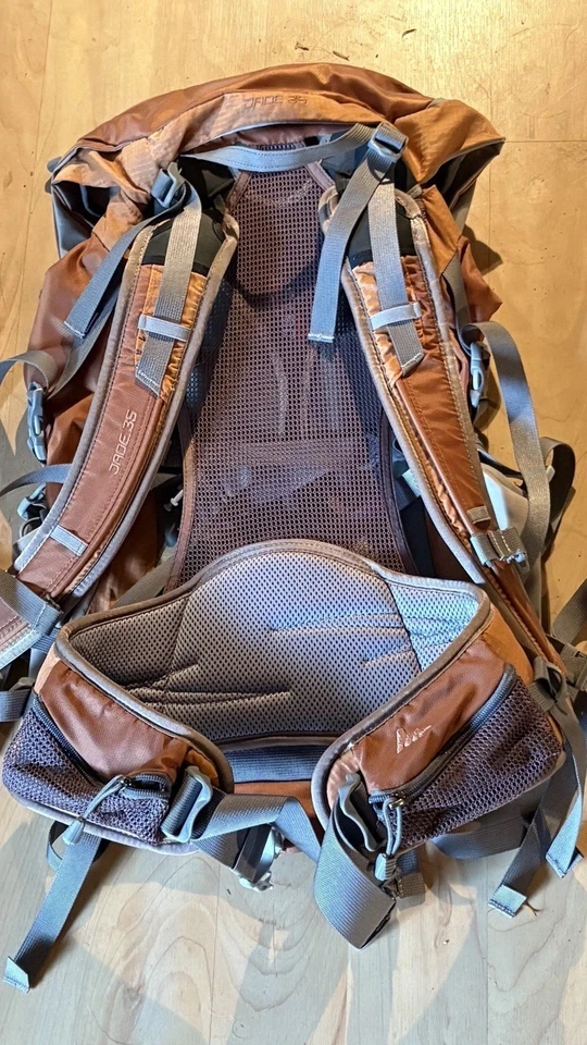 Gregory Woman’s Size Backpack. Jade 35 Excellent Condition. Used 3 or 4 times. - Image 2 of 2
