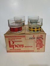 Vintage Seagram's Pipers Scotch Tartan Plaid  Glass Glasses Set  Box  Scottish