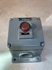 SIEMENS 50HA109659 Class 50 Heavy Duty Pilot Duty Pushbutton Control (E4)
