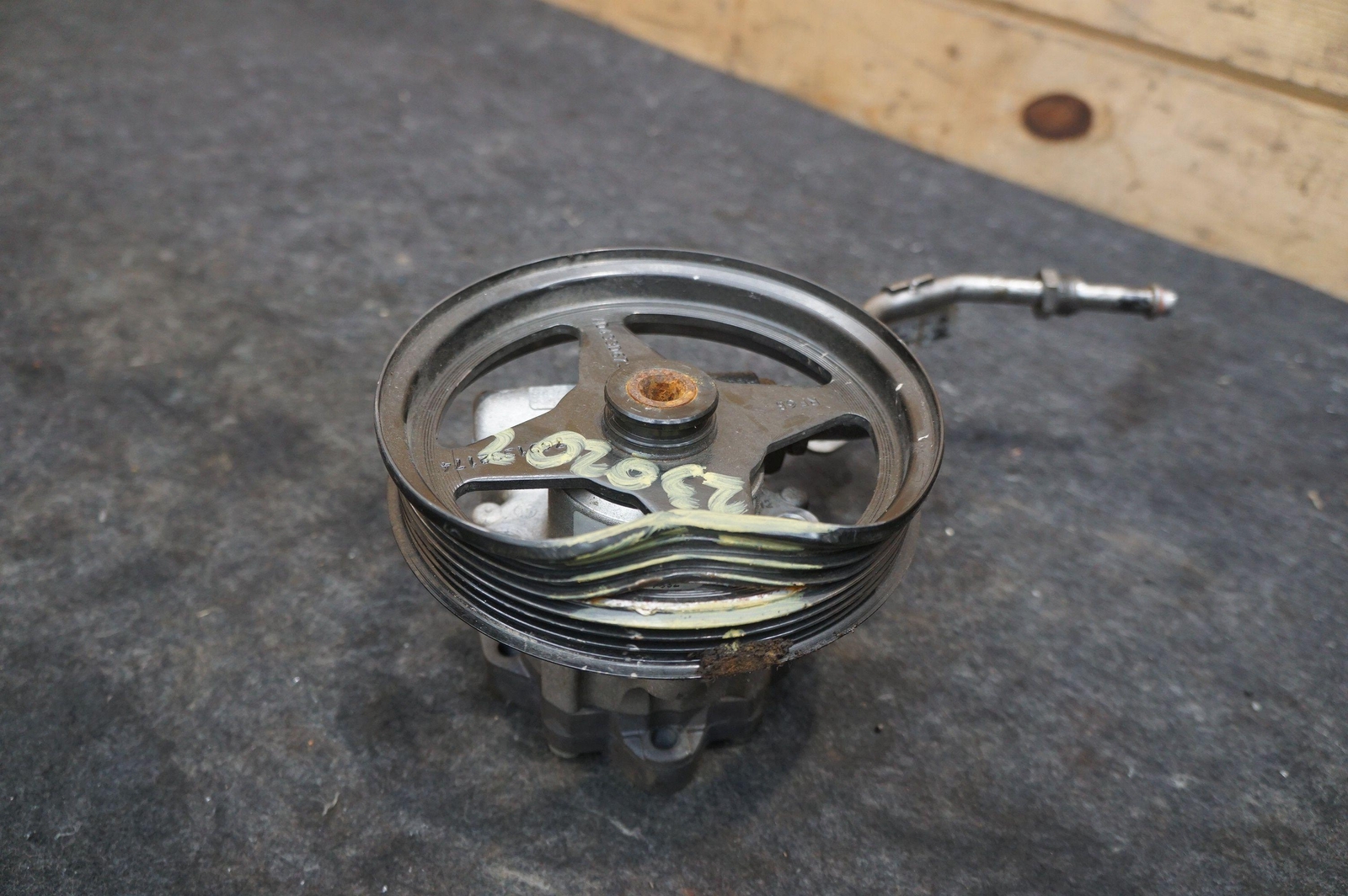 Power Steering Pump Aston Martin V12 Vantage Dbs Db9 Zagato Virage *Bent Pulley*