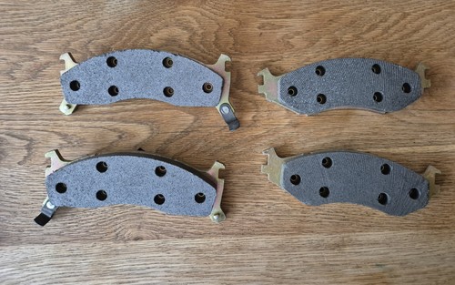 Brake Pads Set fits CHRYSLER Lucas GDB1158 - Picture 3 of 3