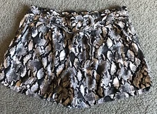 Jolt Linen Blend Paperbag Shorts Women’s S Black Gray Animal Print Safari Beach