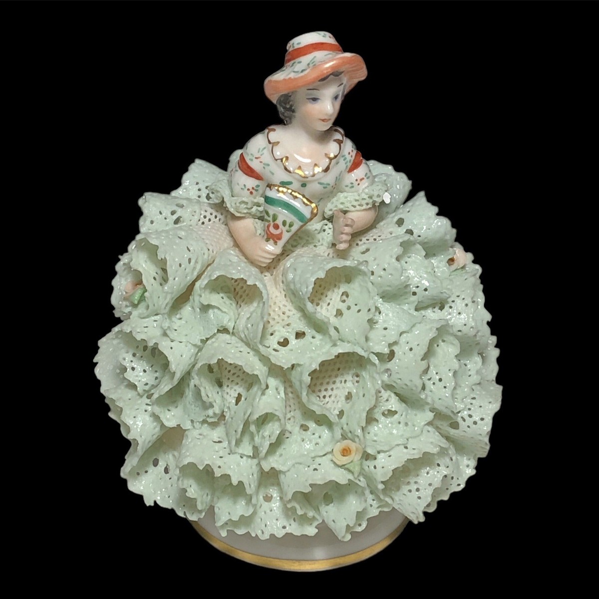 Irish Dresden 陶器人形Ｊ⭐︎ IRISH DRESDEN/Irish Dresden Pottery Doll Lace Doll Pottery