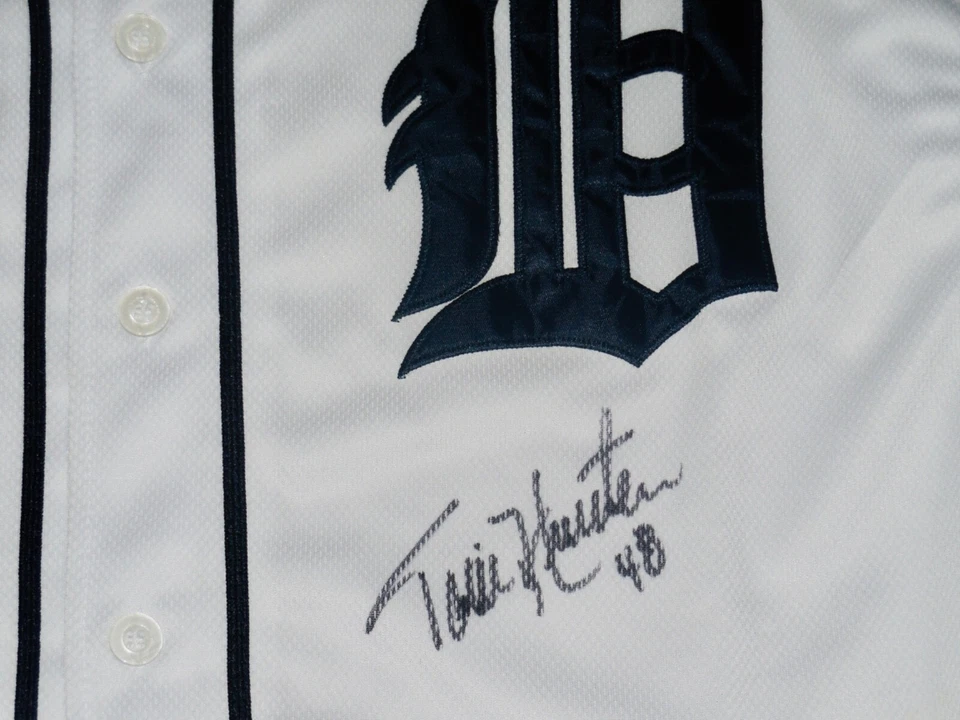TORII HUNTER AUTOGRAPHED JERSEY (DETROIT TIGERS) - 5X MLB ALL-STAR! - Image 3 of 4