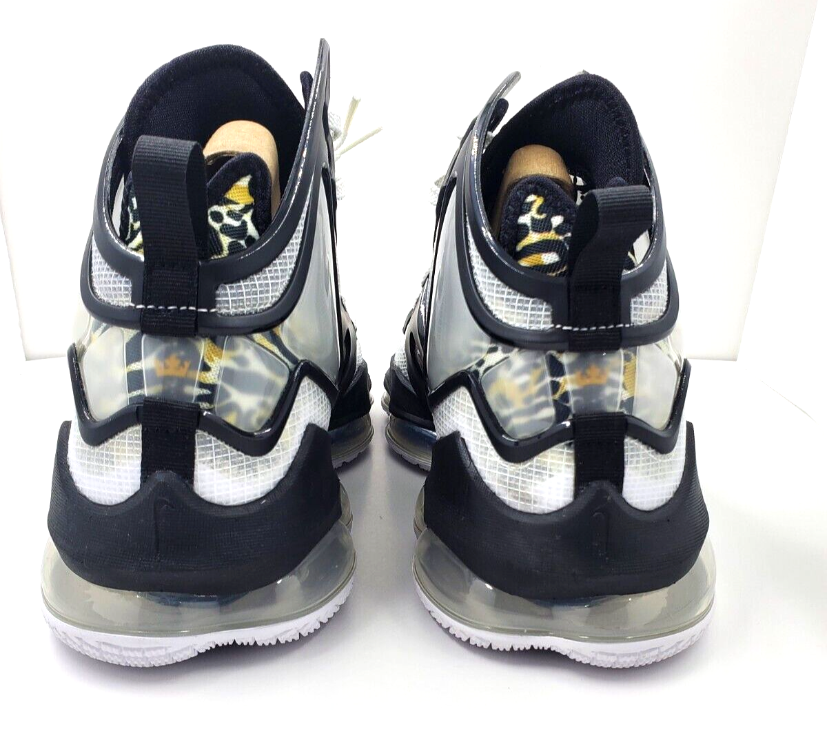 Nike LeBron James XIX 19 Royalty Metalic Gold Black CZ0203-100 SZ12 Nike LeBron 19 “Royalty” (White/Black/Metallic Gold) - Style  main image 2