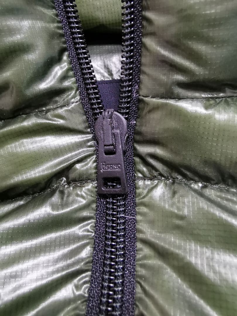 Herno 7D Denier Packable Down Jacket Dark Green, … - image 9