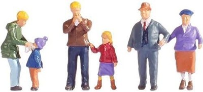 Noch 15930 Family Meier in Winter HO Scale Model