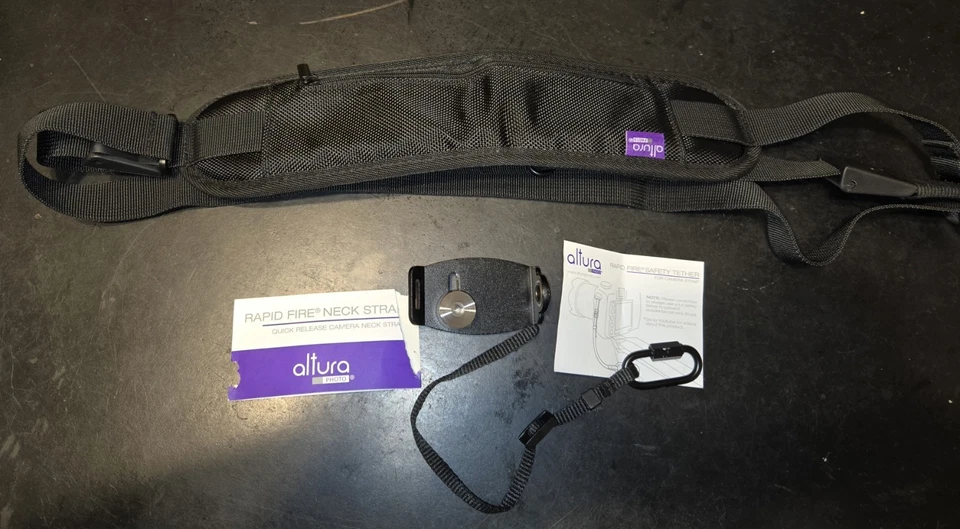 Altura Photo:Rapid Fire Sling Strap Quick Release Photo Camera Strap-Gently Used - Image 2 of 4