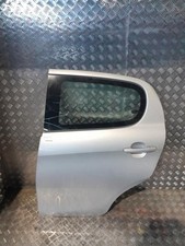 Porte arrière et accessoires Peugeot 108