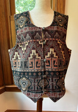 Vintage Southwestern Embroidered Tapestry Vest Women's Size L. EUC 