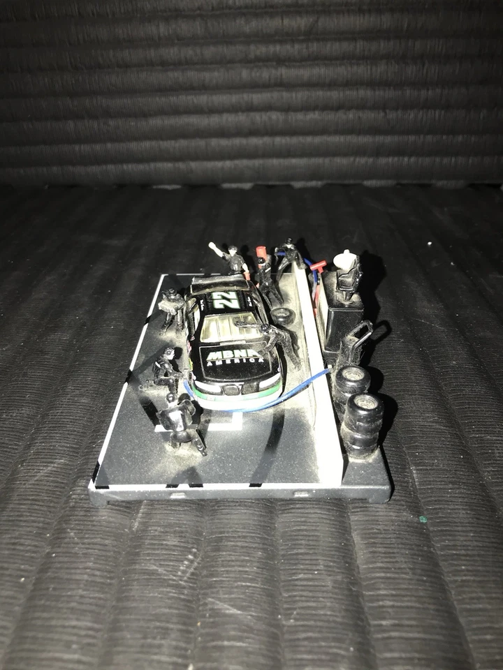 Winners Circle Nascar Dale Earnhardt #3 Tires Off Pit Row Series 1998 - Image 3 of 4