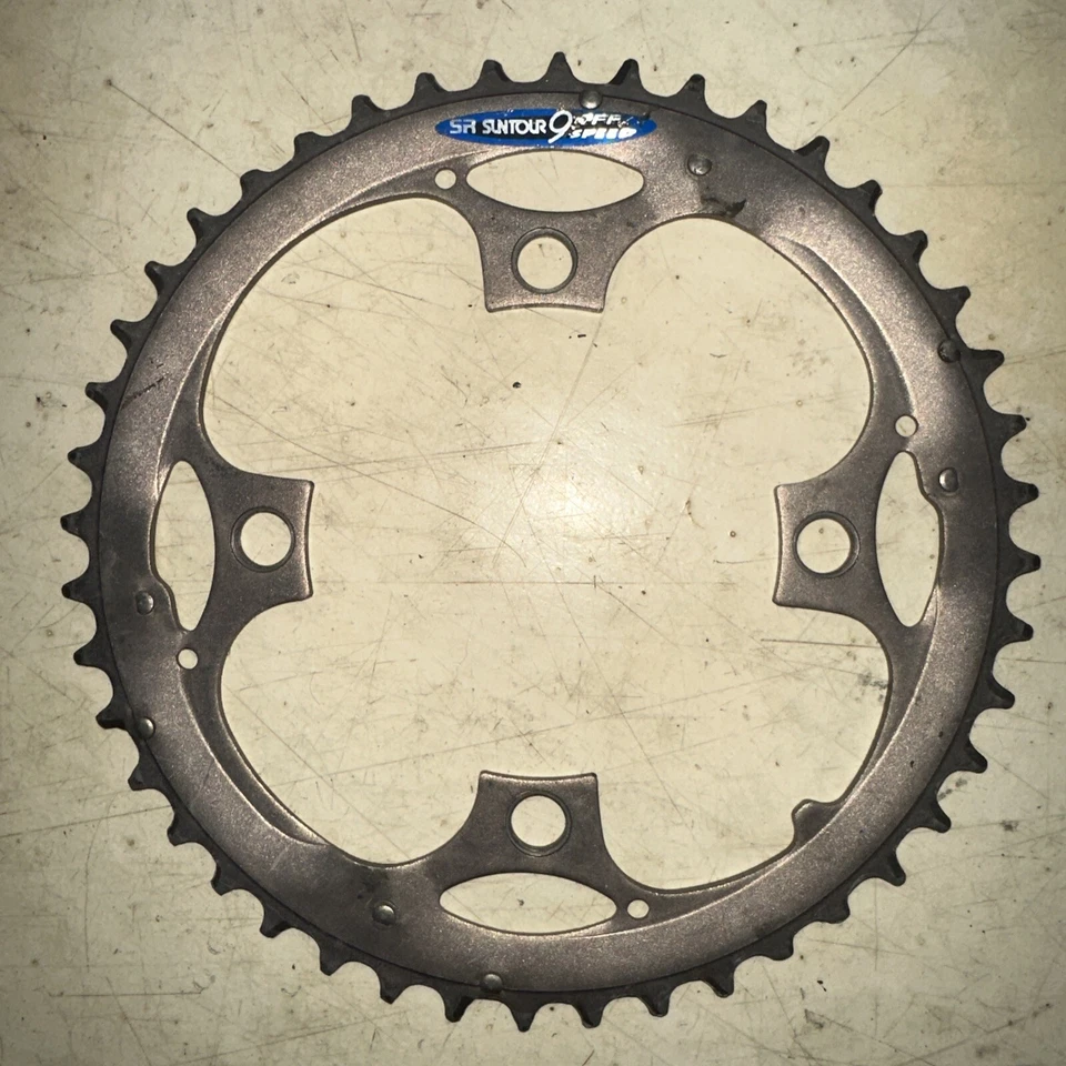 SR Suntour Chainring PFF 9-Speed 44T 44 Tooth 104 mm BCD Gray 4-Arm Bolt - Image 2 of 4
