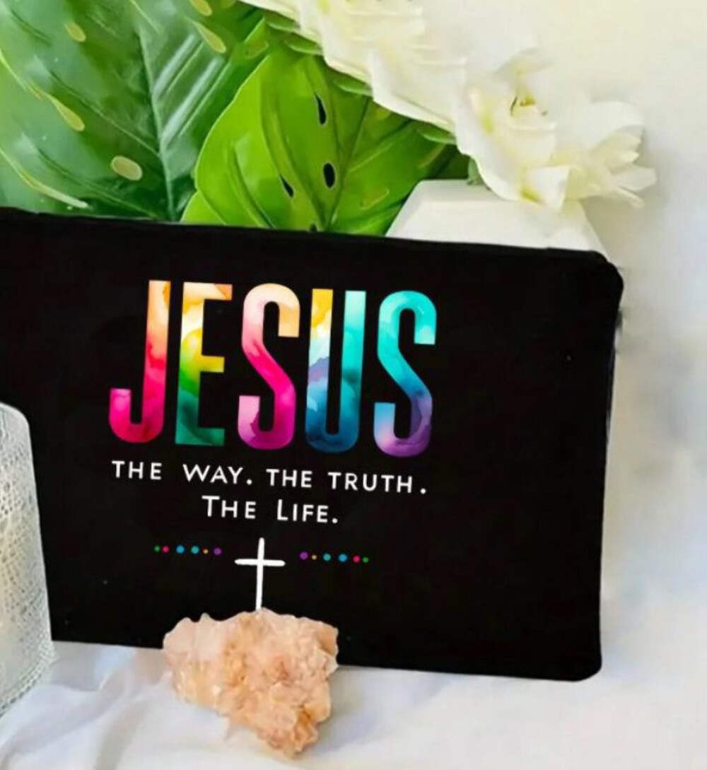 Stylish Travel Makeup Bag for Cosmetics and Essentials-image