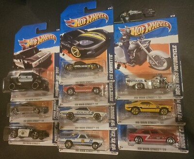 Lot Of 10 Hot Wheels 2011-HW Main Street '11 10 Car Series