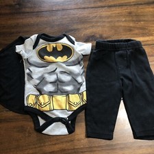 Batman Baby One Piece Romper Costume Size 0-3 months Pants Cape