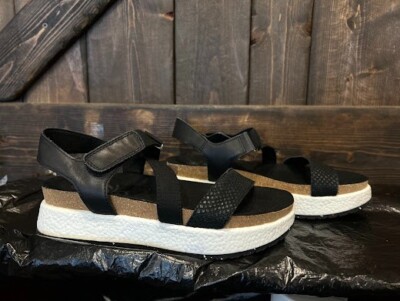 OTBT Sierra In Black Travel Light Platform Sandal Size 8m #L81