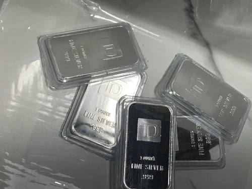 Bundle Of Five TD Bank One Ounce Silver Bars Lot #10