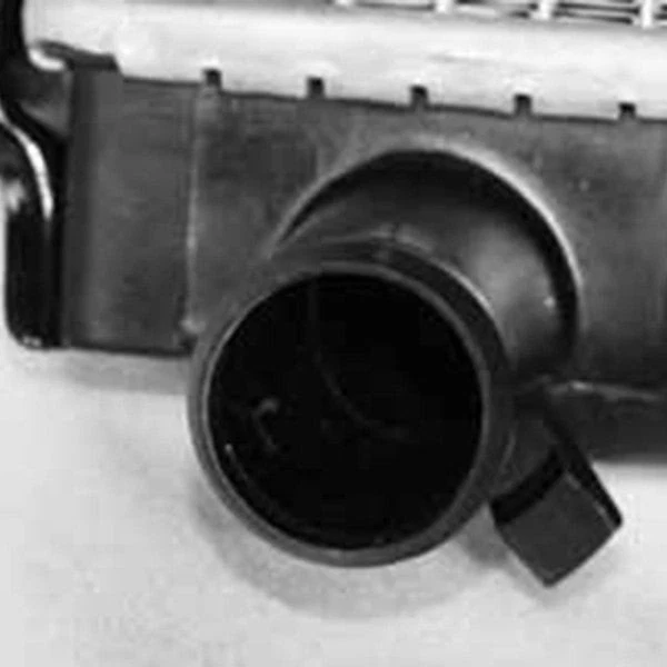 For Mazda Miata 1994-1997 TYC Engine Coolant Radiator Foto 3 de 4