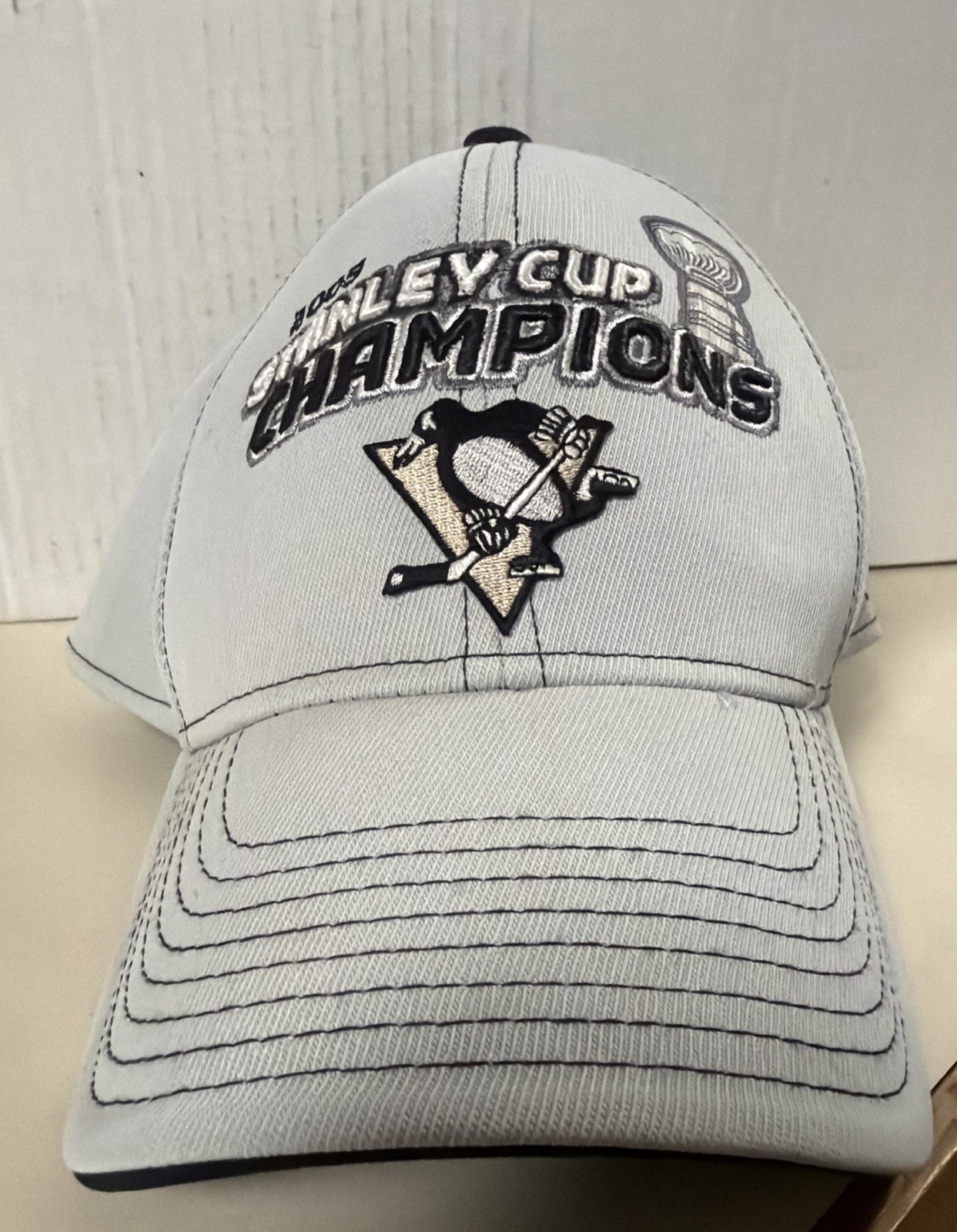 Pittsburgh Penguins Reebok Cap Hat 2009 Stanley Cup Champions Hockey NHL  NWOT