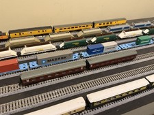 Graham Farish Mk1 Maroon Later Tooling X2 Unboxed Immaculate Little Used