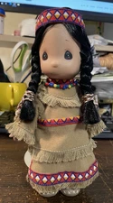 Vtg 1989 Precious Moments Children of the World Doll “Shonnie” Native American