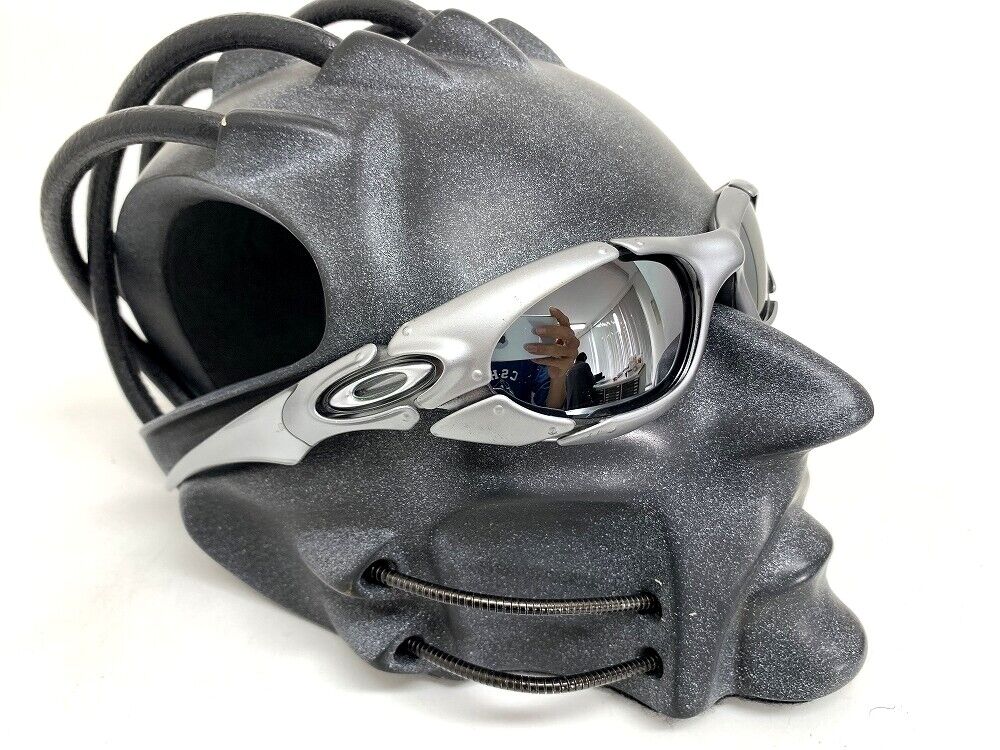 LINEGEAR Liquid Metal - Non Polarized Lens for Oakley Plate LINEGEAR Liquid Metal - Non Polarized Lens for Oakley Plate