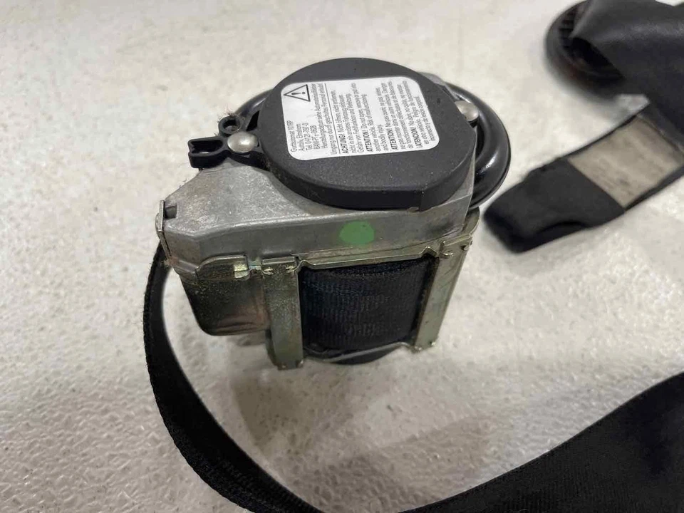 Оригинальный натяжитель ремня безопасности водителя передний левый подходит для Volkswagen Golf GTI 2 DR 2006 2007 годов выпуска - Изображение 3 из 4