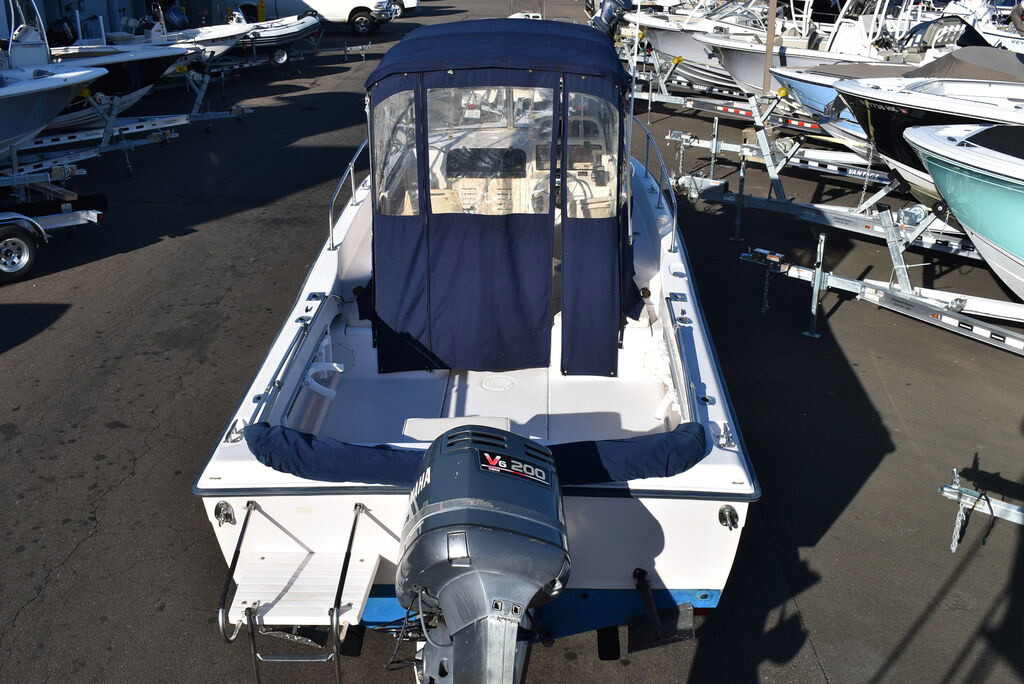 2001 Grady White 228 Seafarer WA, Yamaha 200hp, GPS VHF, Enclosure, NEW