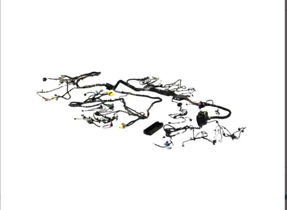 Cableado de carrocería - Mopar (68619710AB) 2023 Chrysler 300 Arnés de carrocería OEM Foto 2 de 4