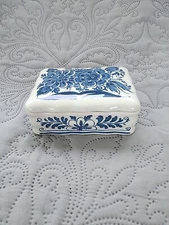 Vintage Delft Blauw Delft Blue Holland Hand Painted Porcelain Trinket dish 5 x 4