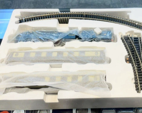 Hornby Mallard Pullman R1202. DCC ready. As New. Track , 2 x Carriages,Con.Box - Picture 3 of 6