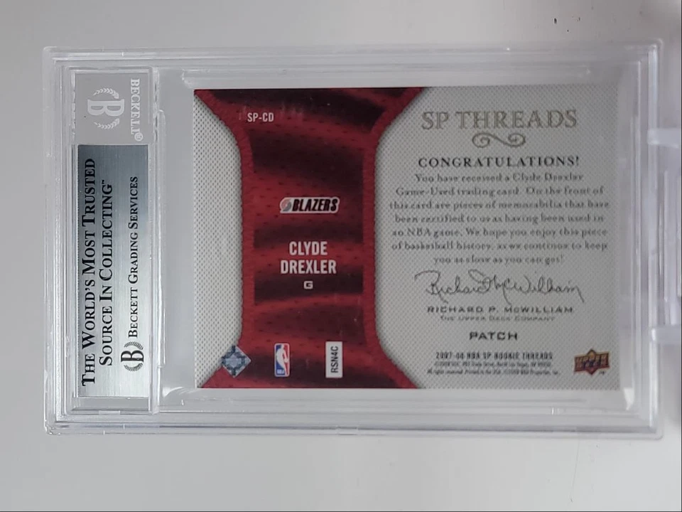 CLYDE DREXLER 2007-08 UD SP ROOKIE THREADS GAME-USED PATCH BGS 7.5 Q5030 - Image 2 of 2