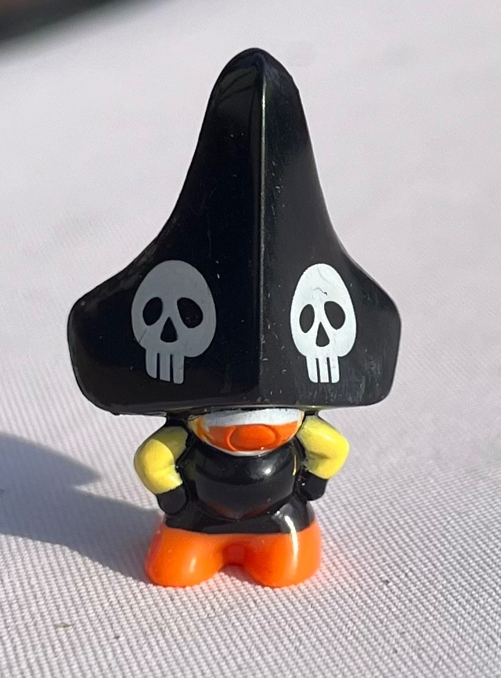 MOST WANTED Hiraku Series 1 Gogos Crazy Bones Modern RARE Black