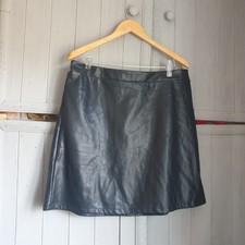 In The Style Black Skirt Sz 20 Short Faux Leather New