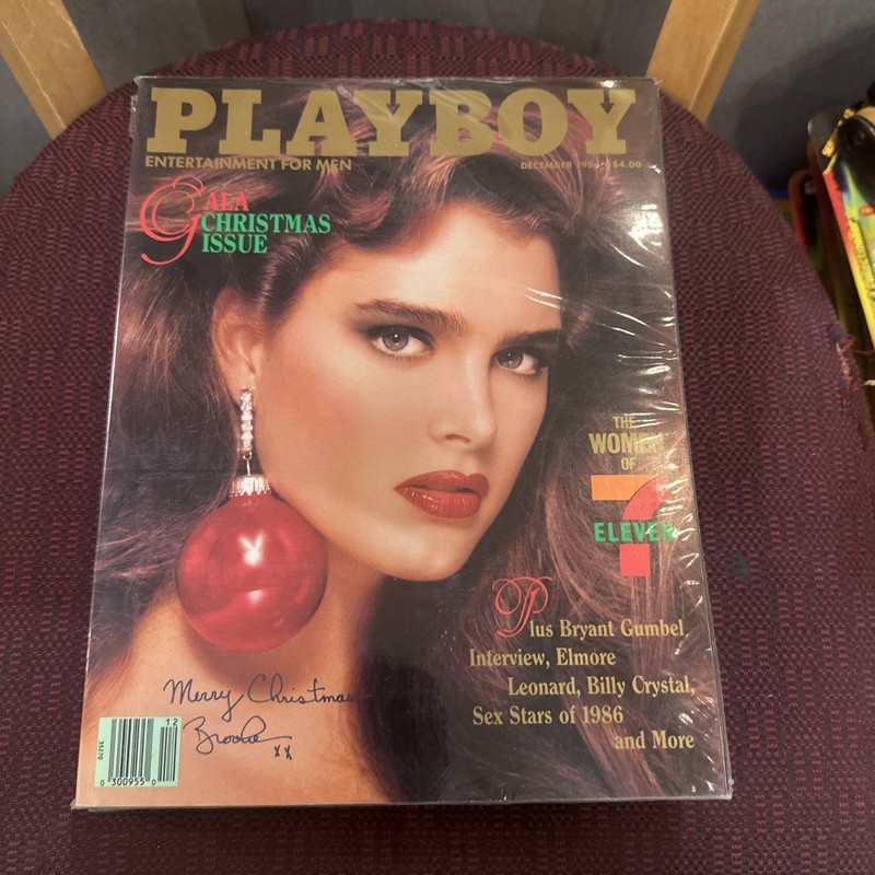 Playboy Magazine December 1986 Women of 7 Eleven 