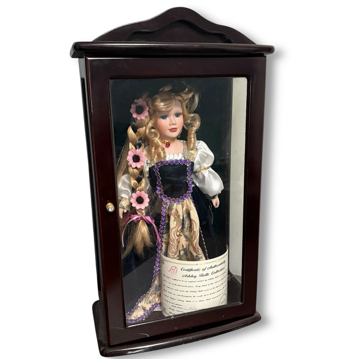 Anatomically Correct Porcelain Dolls & Doll Playsets with Vintage