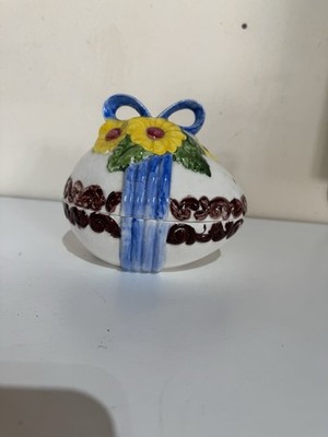 Vintage 1970s Atlantic Mold Hand Painted Ceramic Easter Egg Candy Dish Bow Daisy