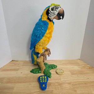 Fur Real Friends Squawkers McCaw Macaw Parrot Interactive Bird 2007 Tested