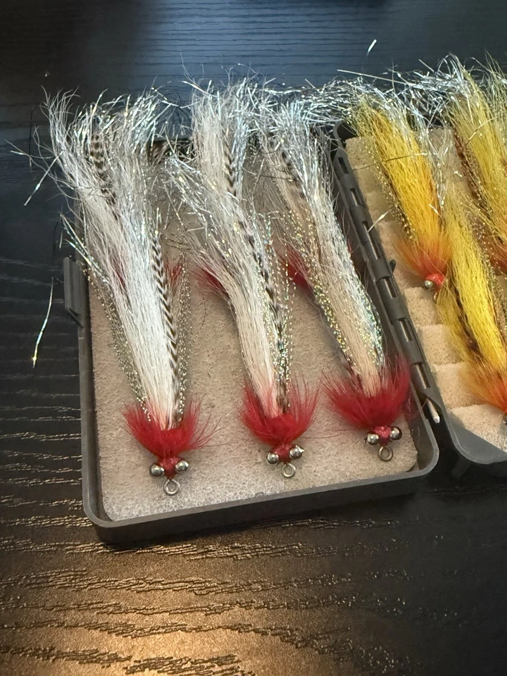 1 dúzia de moscas vermelhas/brancas laranja/amarelas FLASHTAIL WHISTLER novas 1/0 3/0 - Imagem 2 de 4