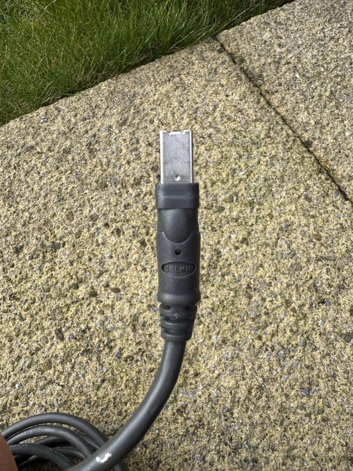 Belkin Pro Series USB-A to USB-B Hi-Speed USB 2.0 Device Printer Cable 1m - Image 4 of 4